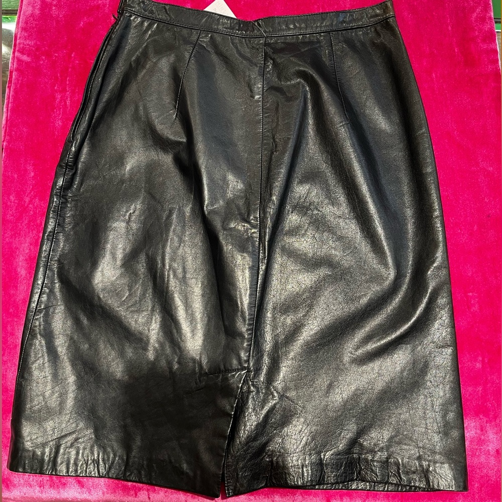 Vintage 90s pour le sport leather mini skirt